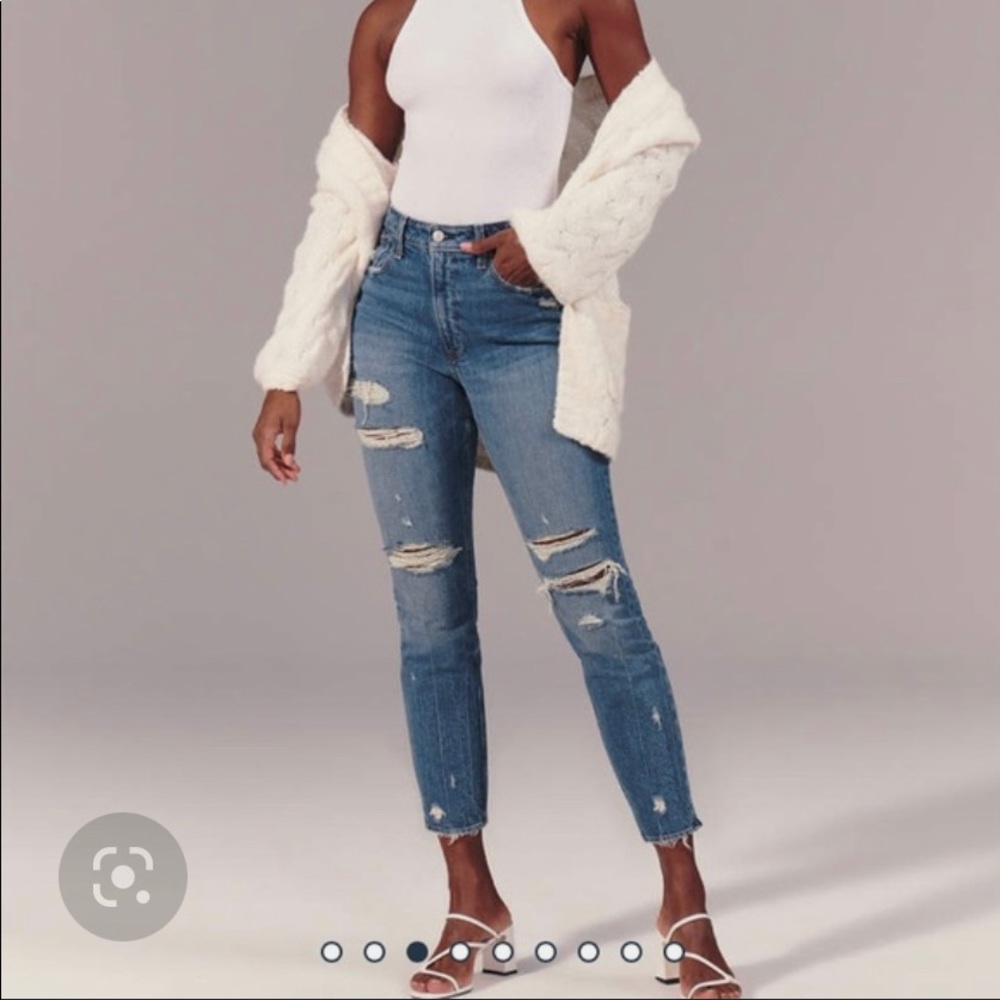 Abercrombie Curve Love High Rise Mom Jean